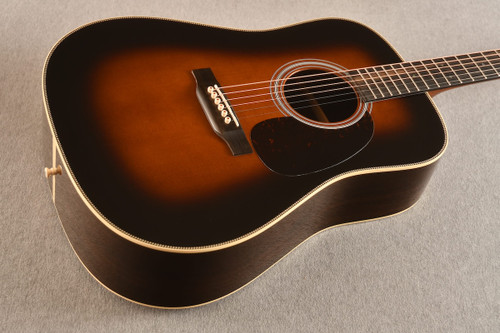 2022 Martin HD-28 Sunburst #2614589 - Beauty