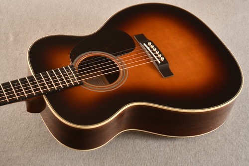 2024 Martin 000-28EC Sunburst Eric Clapton #2919011 - Top Angle