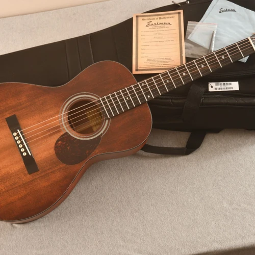 Eastman E1P Classic Parlor Acoustic Guitar – Spruce, 12-Fret #M2436012