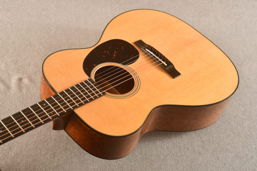 Martin 000-18 (2025) #2982711 — Top Angle