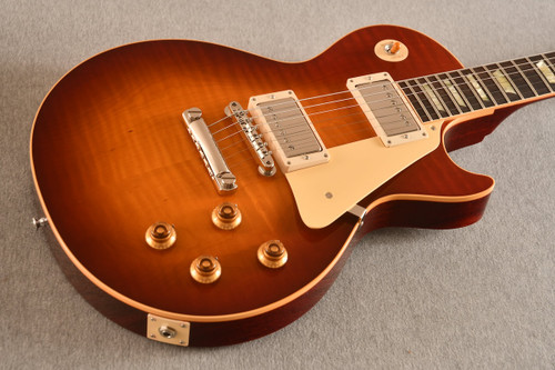 Gibson Custom Dealer Select 1959 Les Paul Standard Electric Guitar - "The Beauty of the 'Burst" 102 #95587 - Beauty