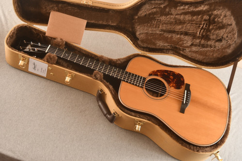 Boucher SG-52-V — Case