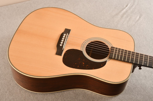 Martin D-28 Authentic 1937 VTS — Top