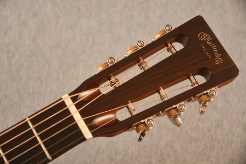 Martin Custom Shop D-18 Adirondack 12-Fret (1 11/16 Nut) #3090360 - View 3
