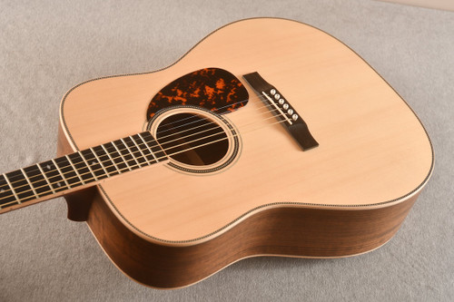 Larrivee D-40 Euro Spruce Special Shedua Ovangkol (2023)
