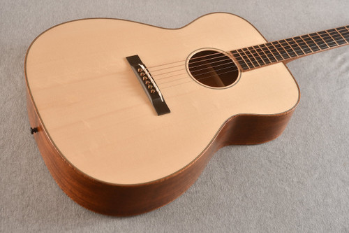 Martin Custom Shop 0000-18 Italian Alpine M-18 (2025)