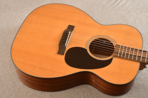 Martin 000-12E Retro Road Series — Acoustic Electric Guitar - View 5