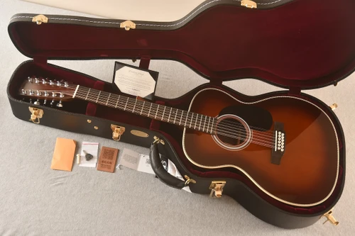Martin Custom Shop 000-28 (12 String) Swiss Spruce Ambertone #3088225