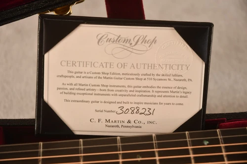 Martin Custom Shop 00-28 (12-Fret) Swiss Spruce #3088231 - View 2