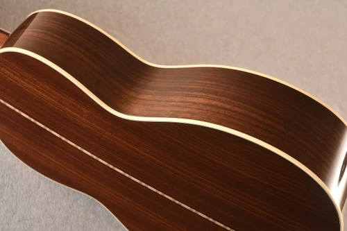 Martin Custom Shop 00-28 (12-Fret) Swiss Spruce Ambertone #3088228 - View 5