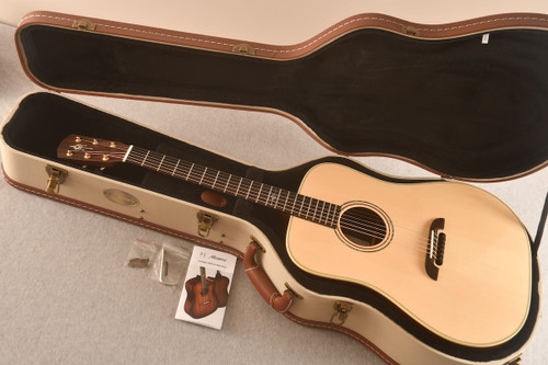 Alvarez Yairi DYM72 — Case