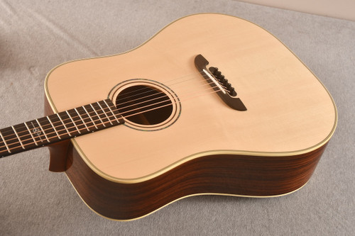 Alvarez Yairi DYM72 — Top 2