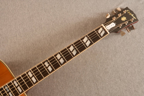 Epiphone 1963 Dove Reissue — Neck