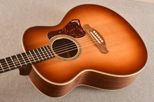 Taylor Gold Label 814e SB Honduran Rosewood (2025) — Top 3