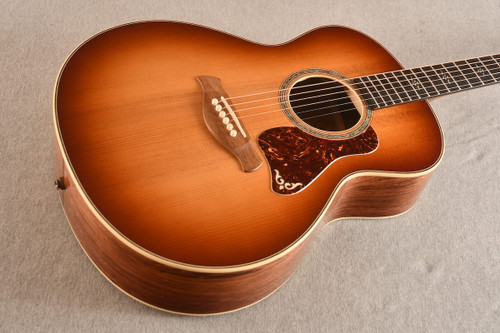 Taylor Gold Label 814e SB Honduran Rosewood (2025) — Top