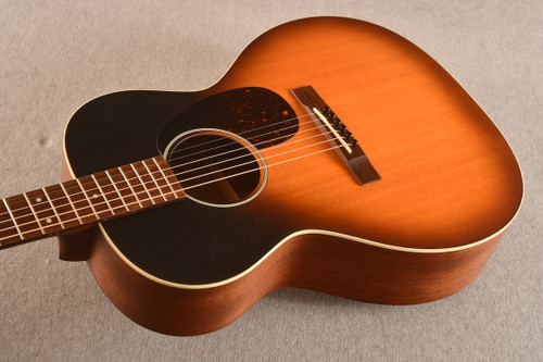 Martin 00L-17 Sunburst (2016) — Top 3