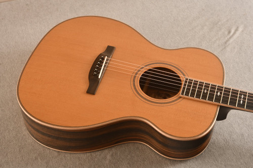 Boucher SG-191-UV Ebony (2026) — Top 2