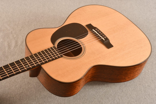 Martin 000-18 Modern Deluxe (2025) — Top 3