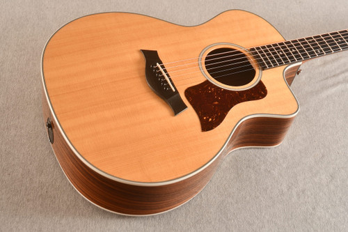 Taylor 214ce-DLX (2019) — Top