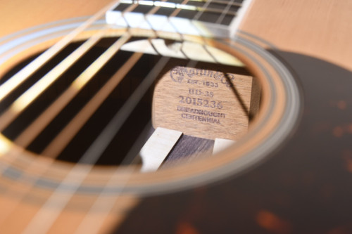 Martin HD-35 LR Baggs Player Grade (2016) — Serial Number