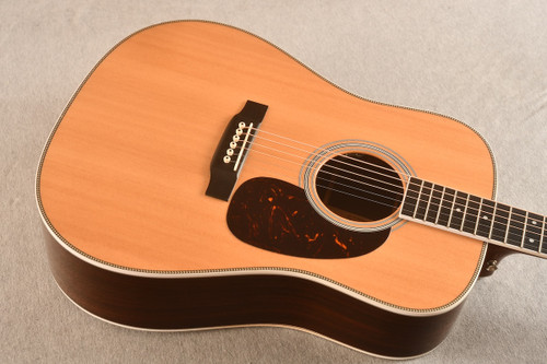 Martin HD-35 LR Baggs Player Grade (2016) — Top 2