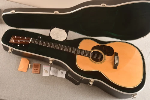 Martin Custom Shop M-28 — Case