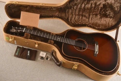Boucher BG-52-BM (2026 Fretboard Summit) — Case