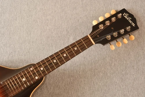 Gibson A-00 Sunburst Mandolin (1940s)