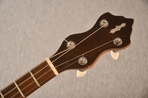 1930's Vega Tenor Banjo — Headstock