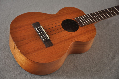 Kamaka Tenor Ukulele HF-3 - Made in Hawaii - Solid Koa - 221137