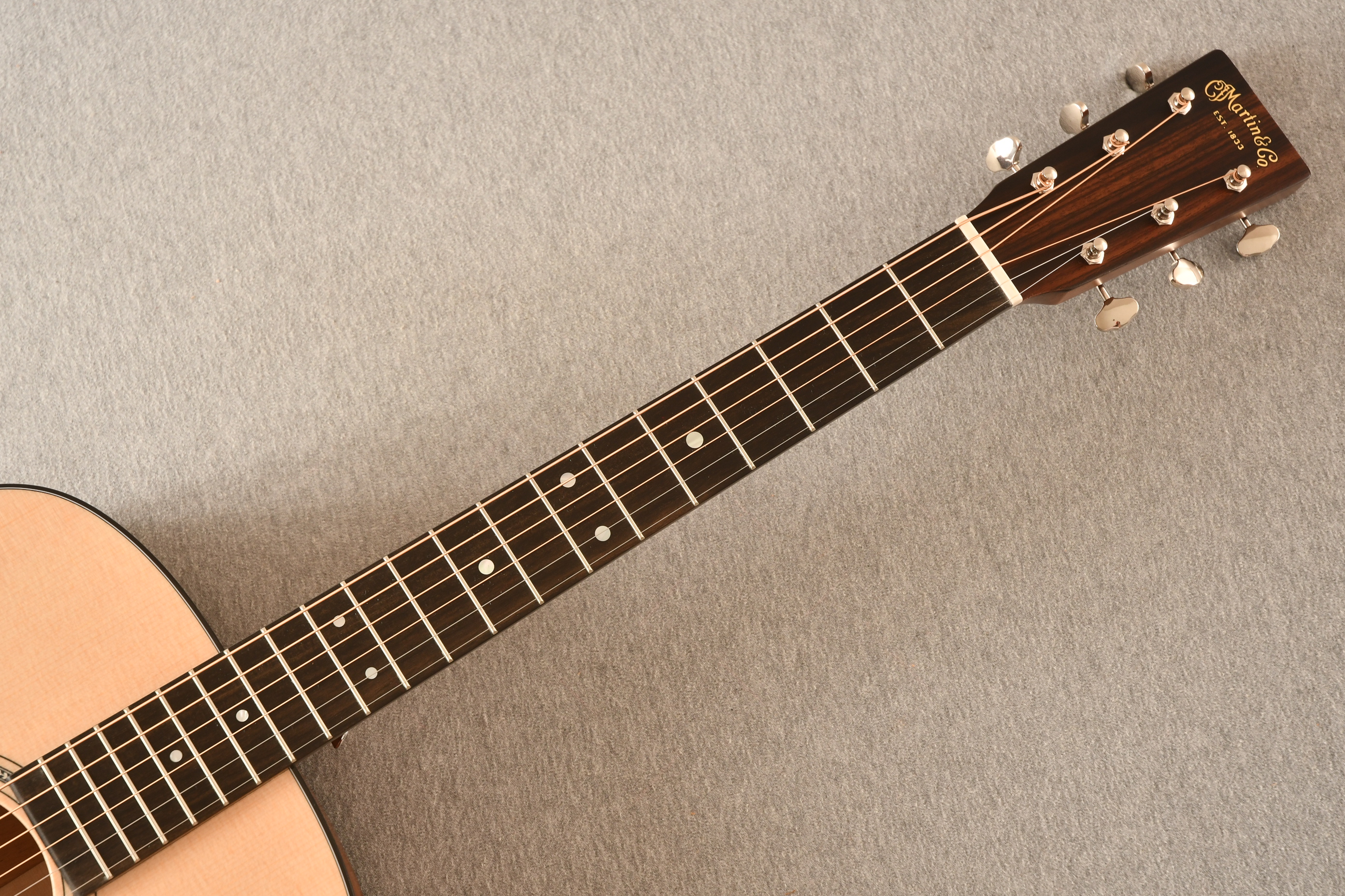 Martin D-16E HOG Spruce Mahogany #2742071