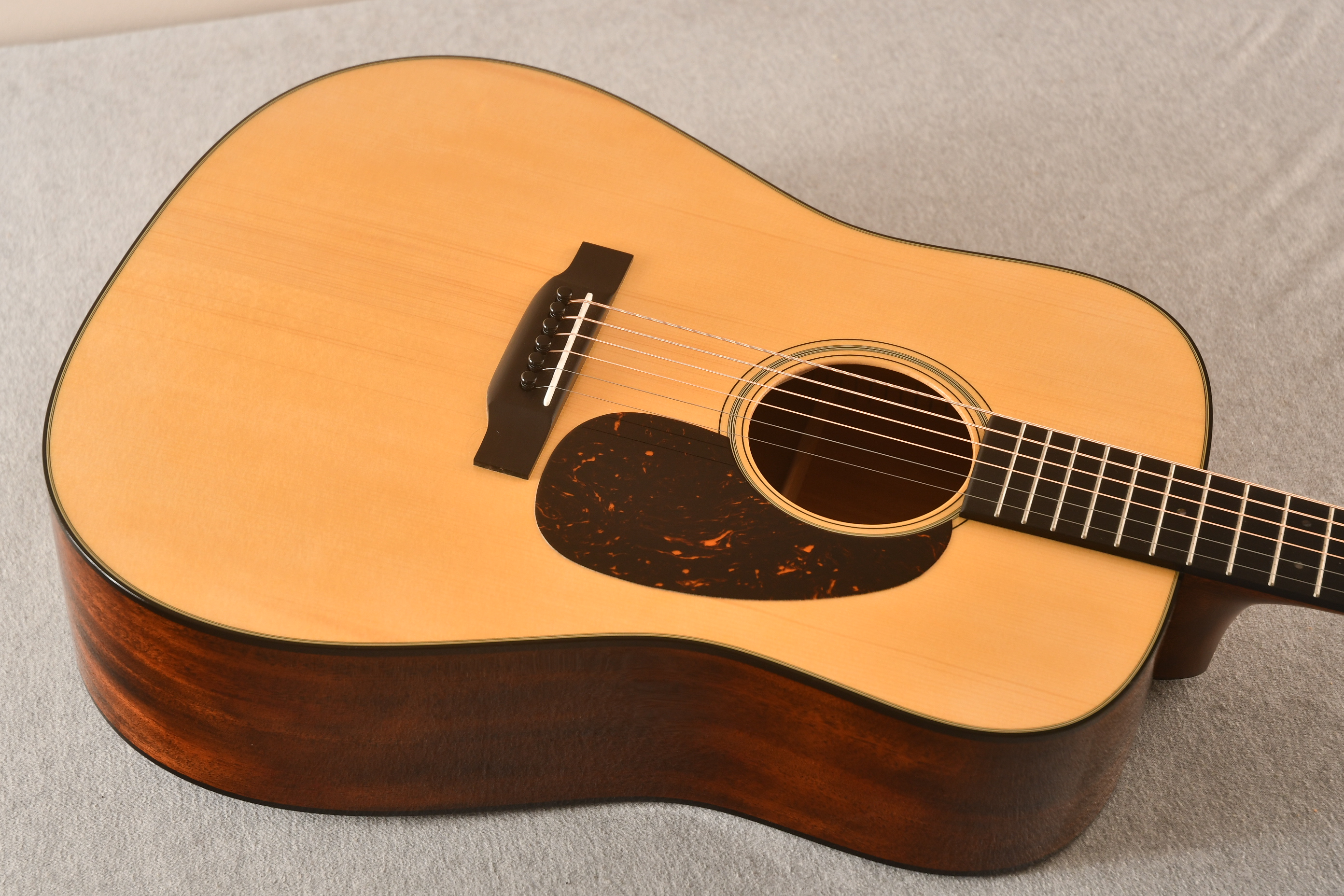 Martin Custom Shop D-18 Elvis Mic Inlay (773) - Willcutt Guitars