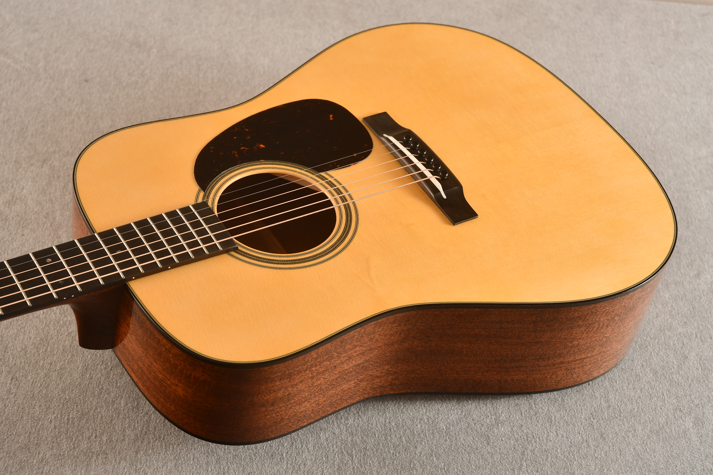 Martin Custom Shop D 18 Style GE Bracing Italian Alpine