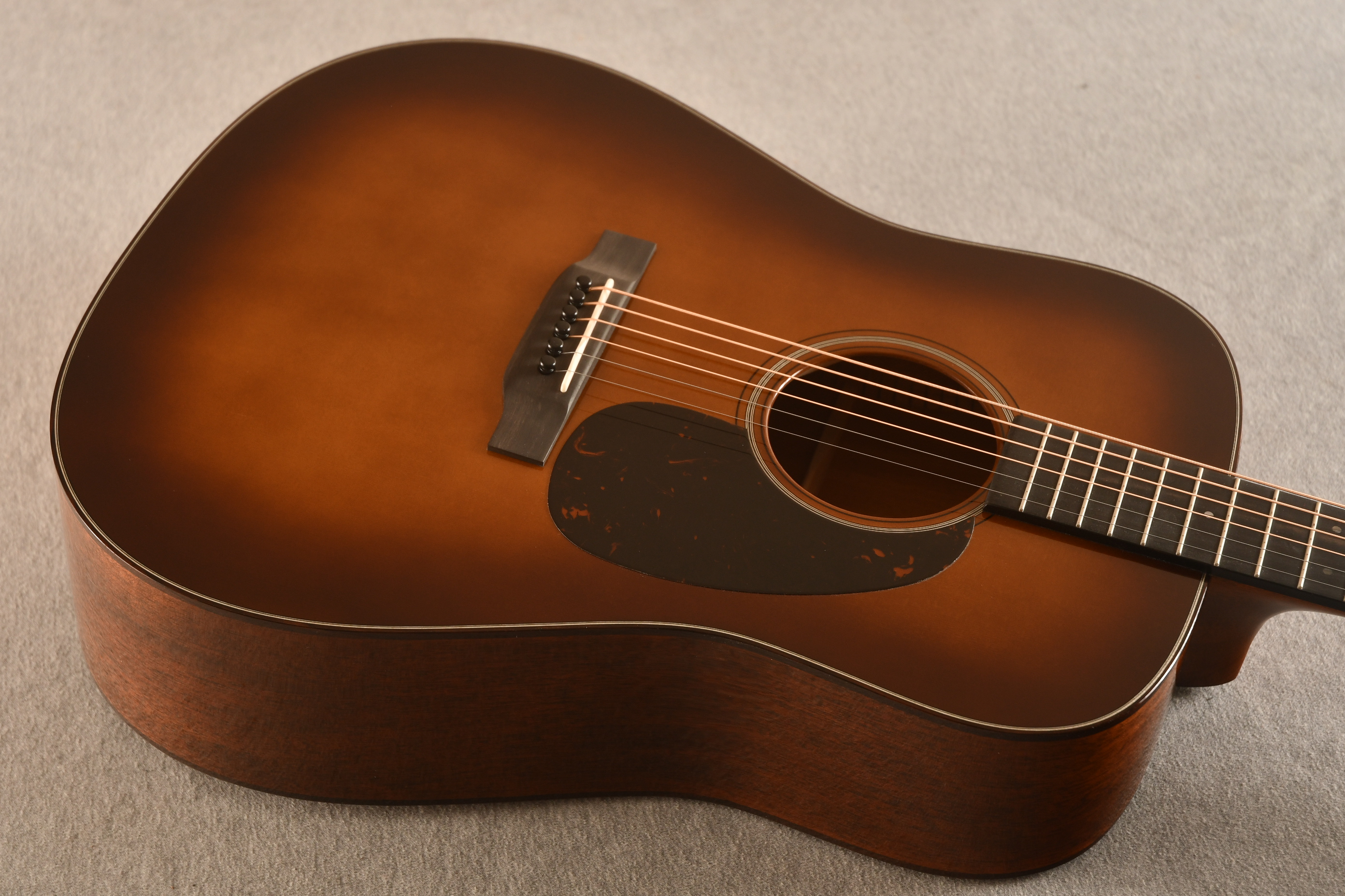 美品　Martin D-18V Martin Custom Shop D-18 Authentic 1937 VTS Aged Natural