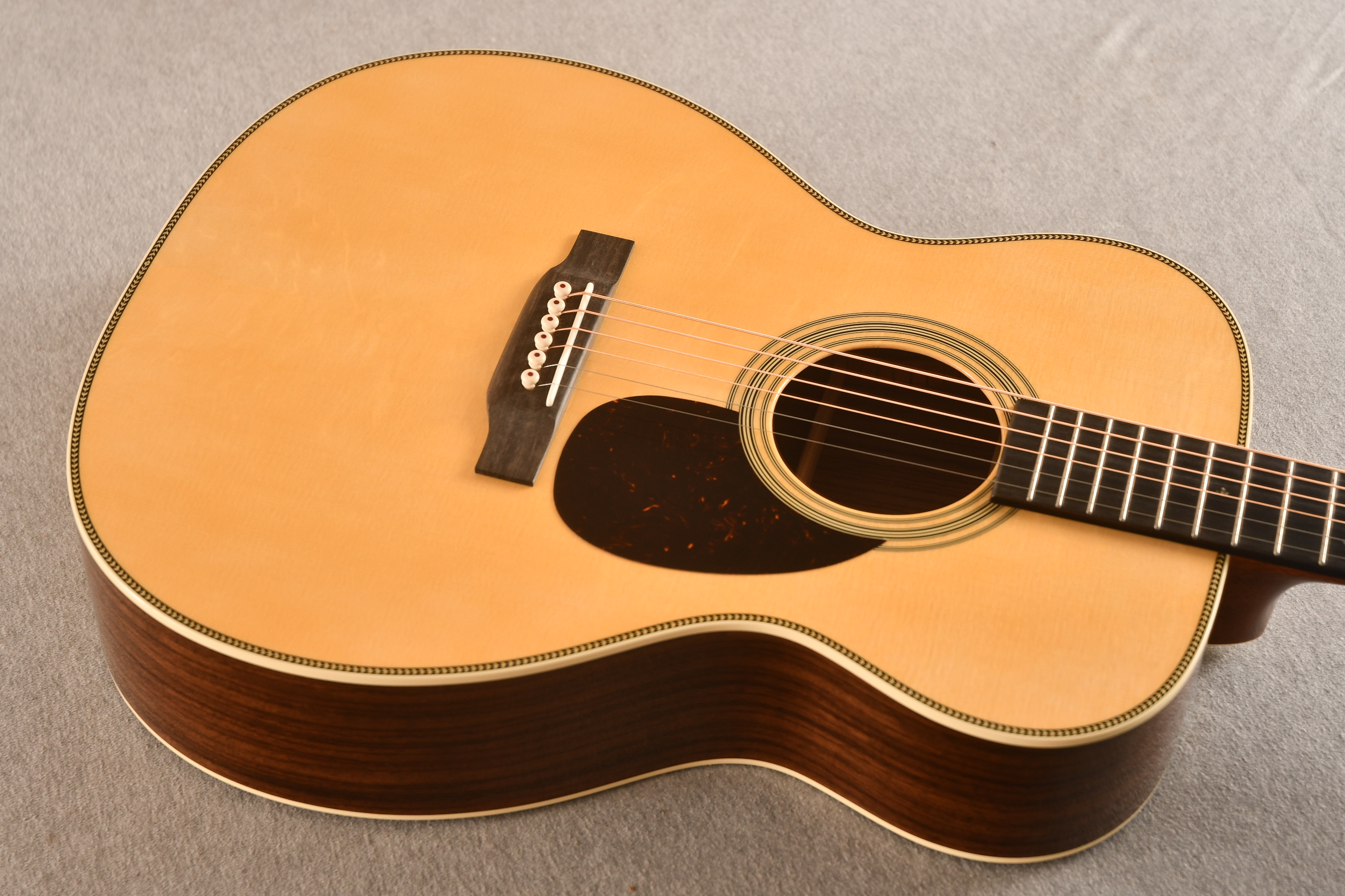 ギター Martin Custom OM OM-28 European Spruce Guitar | The Music Emporium