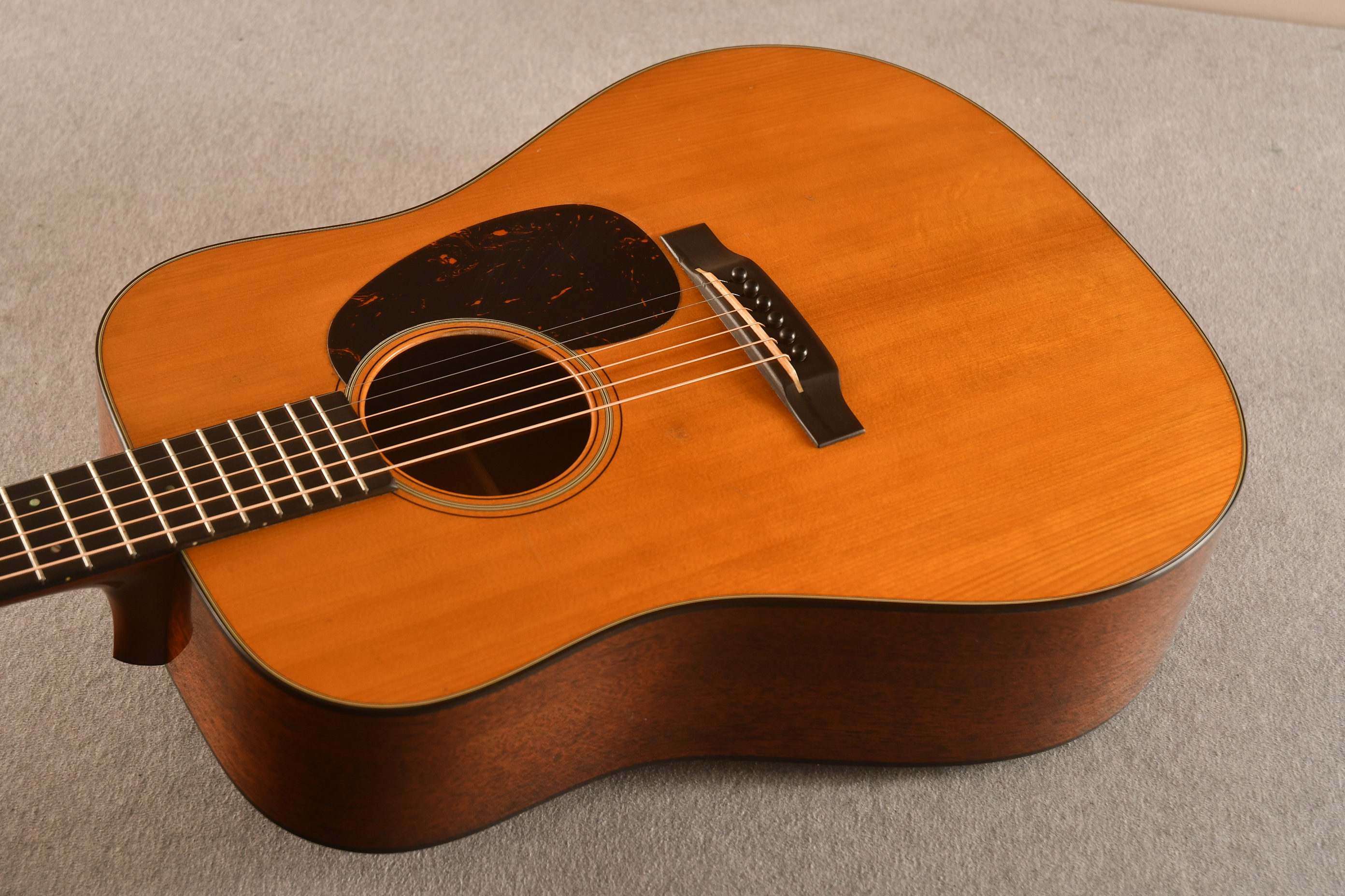 Martin D-18 Authentic 1937 Aged Acoustic Guitar #2915494