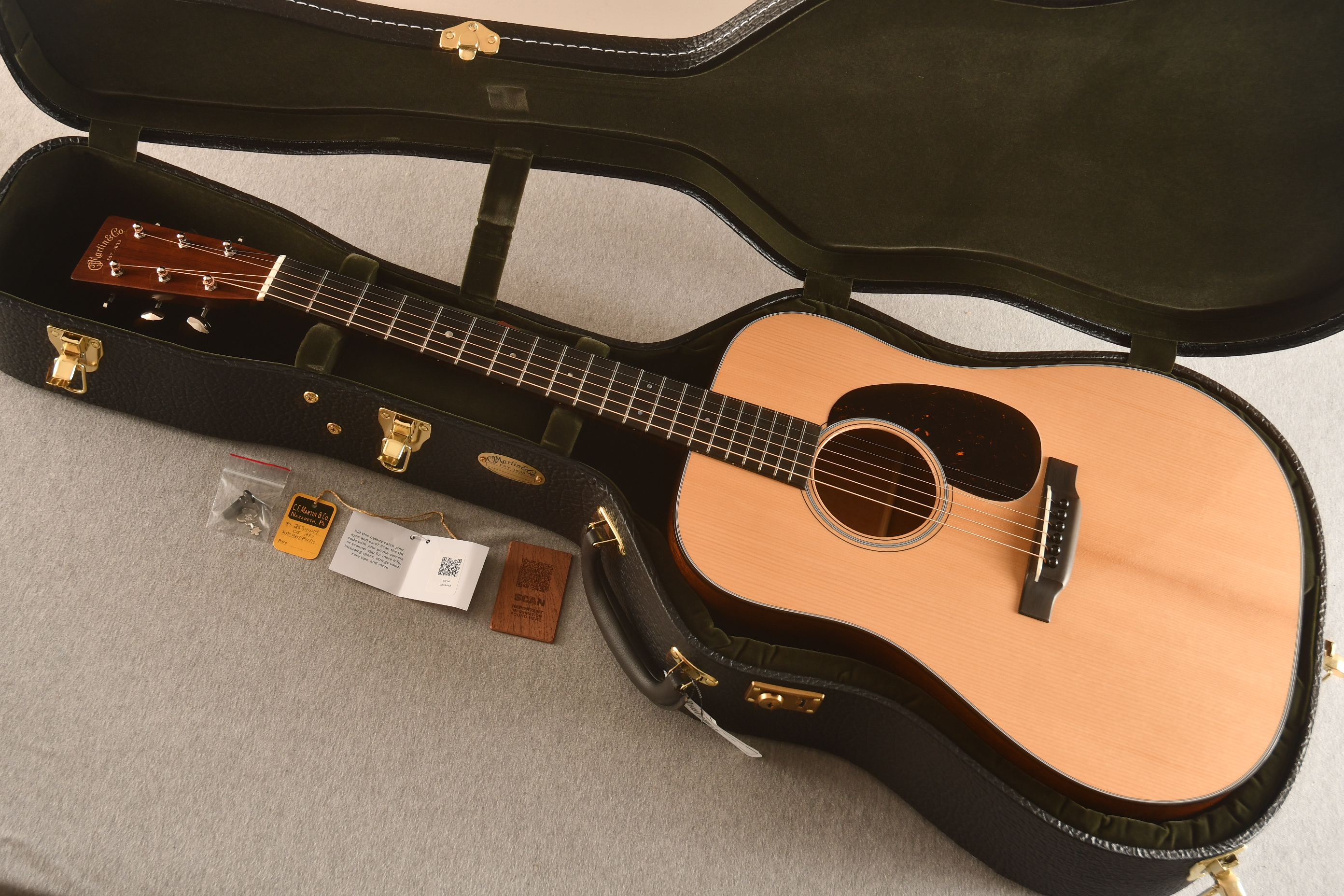 Martin D-18 Authentic 1937 #2834449