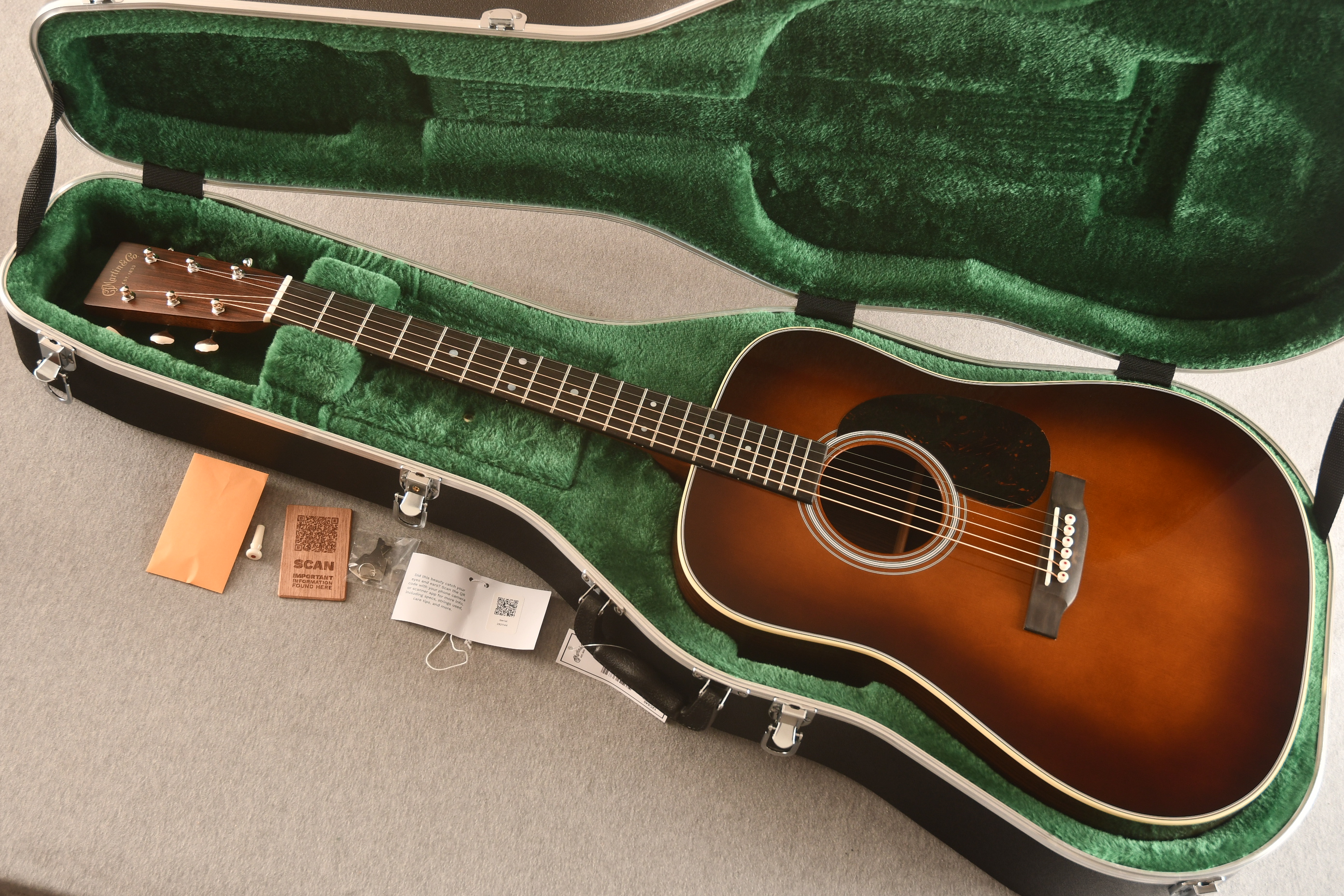 2025 Martin D-28 Ambertone Refreshed #2921144