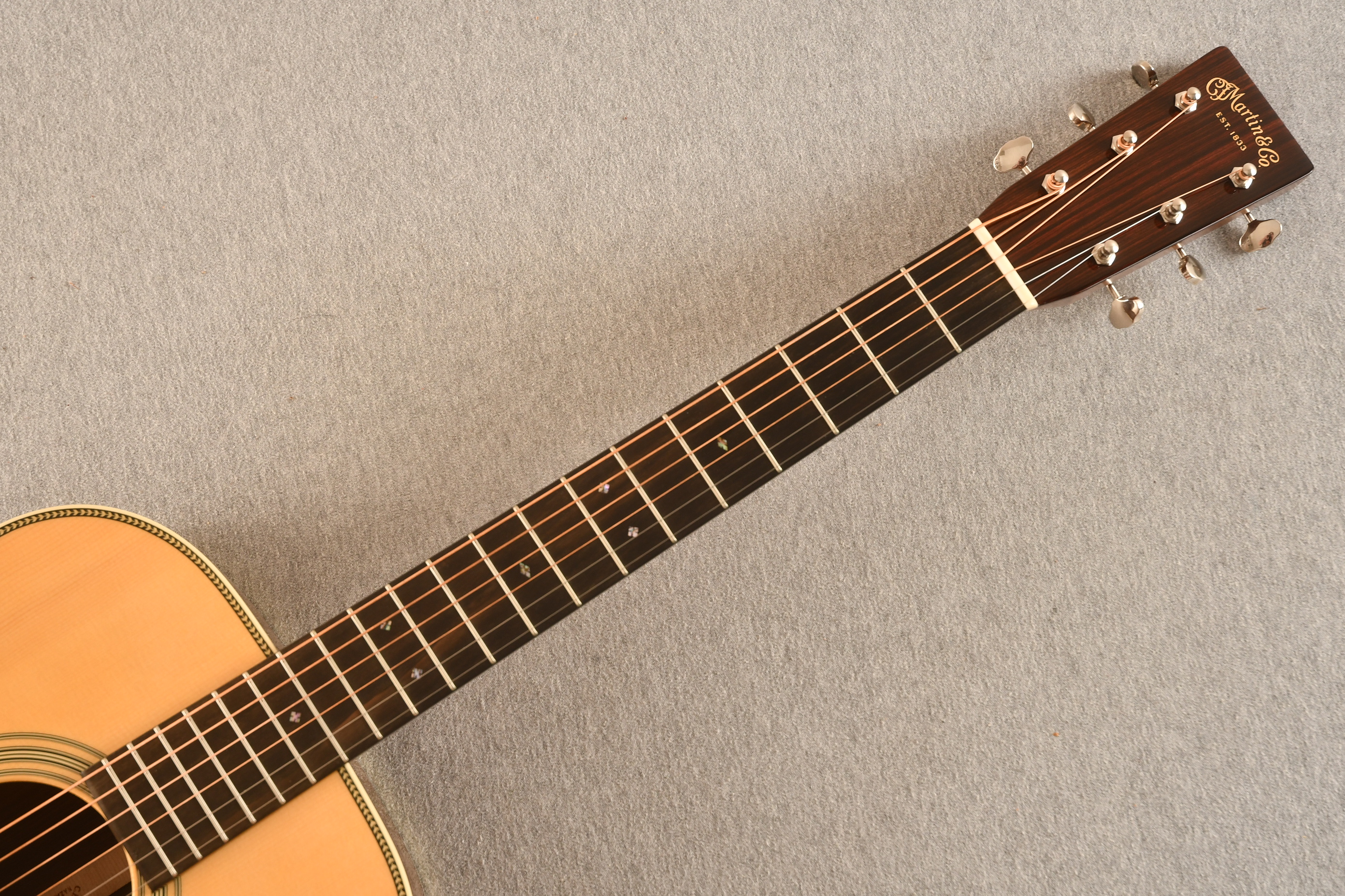 2024 Martin Custom Shop 00-28 Deep Body Swiss Spruce #2852480