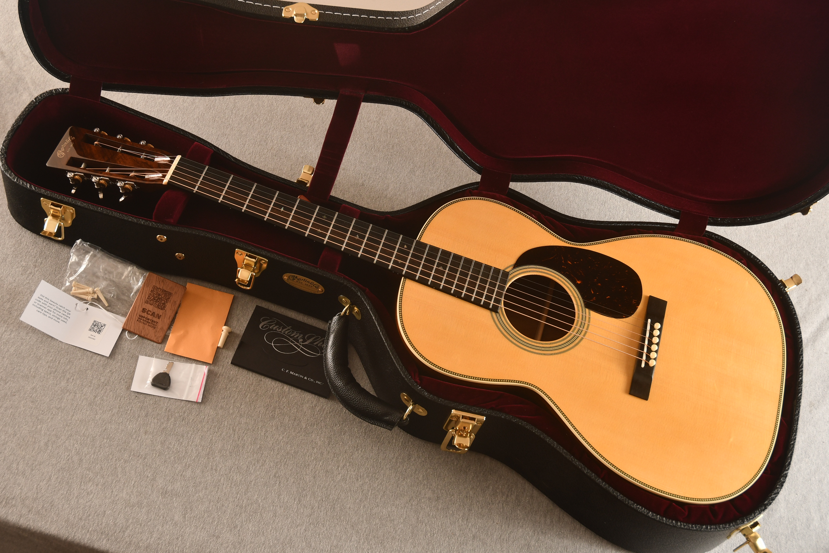 Martin Custom Shop 000-28 12 Fret Euro Spruce Wild EIR Long