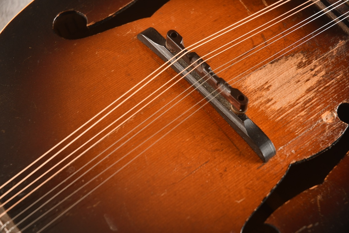 1940's Gibson A-00 Mandolin