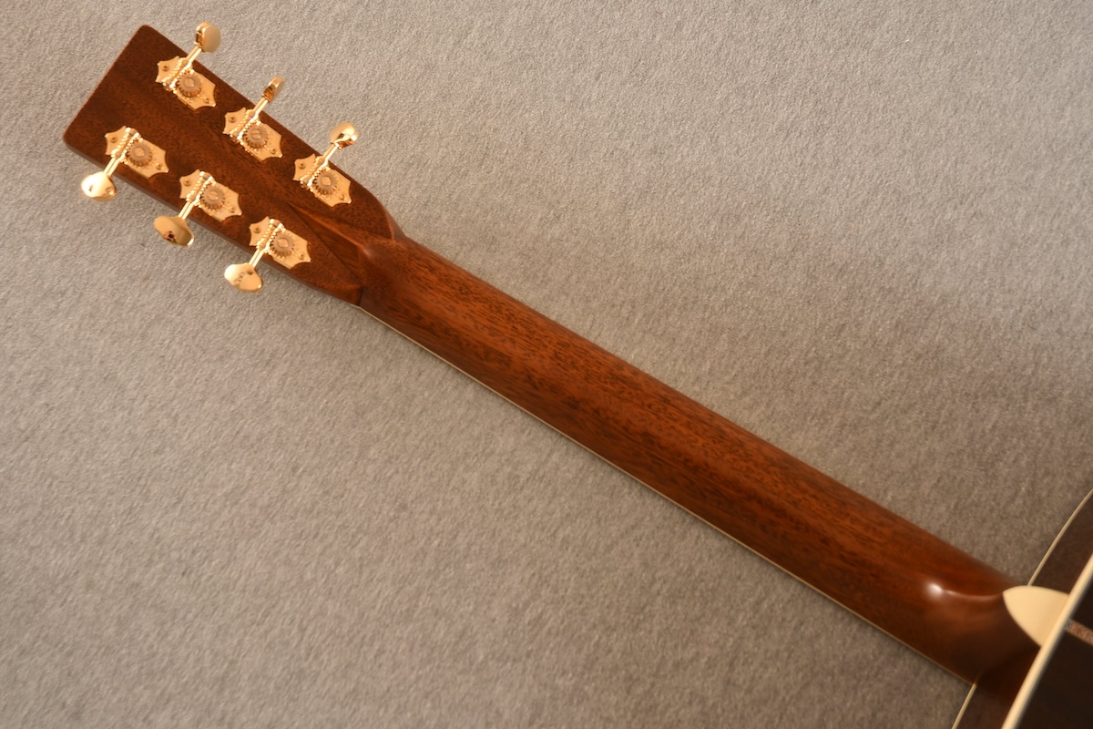 Martin J-40 #2997456 — Jumbo Acoustic Guitar