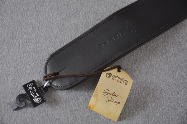 マーティン ストラップ　18A0029 Custom Leather Guitar Strap - Deluxe Black - Martin 18A0029