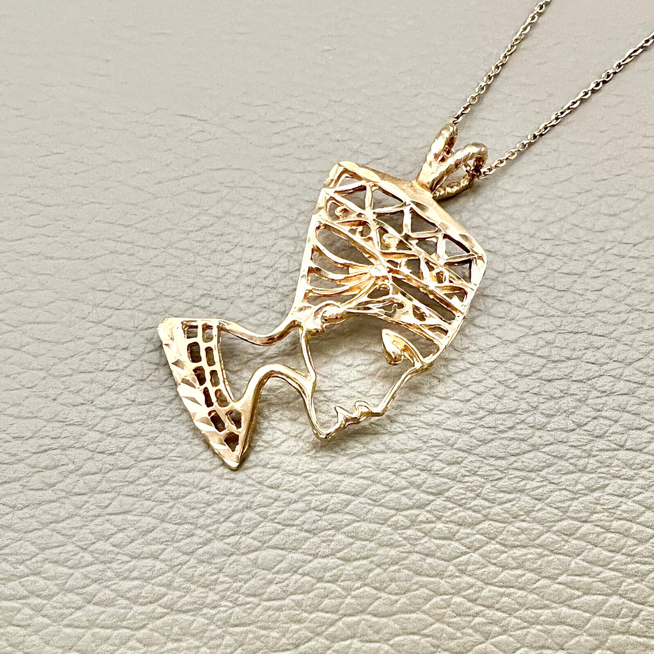 Shop Unique Nefertiti Pendant Necklace in 14kt - Treasured & Co