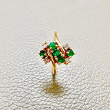 0.28tcw stackable emerald ring 14kt yellow gold top-down view