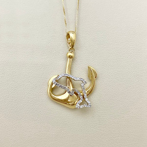 Elegant 14kt Yellow Gold Dolphin Diamond Pendant Necklace