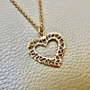 Open Heart Pendant Necklace 2.50g