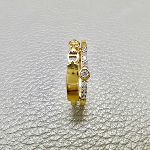 Unique Gucci Link Ring 0.15tcw Unique Gucci Link Ring 0.15tcw