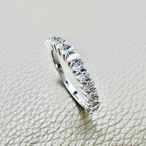 3mm Oval Diamond Band 0.80tcw 3mm Oval Diamond Band 0.80tcw