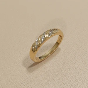 4mm Diamond Band 0.02tcw 2.40g